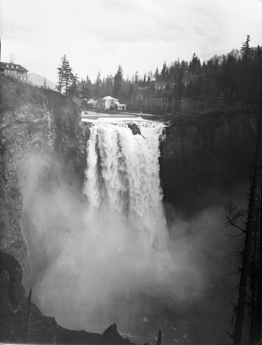 Snoqualmie Falls dropping into a forested gorge